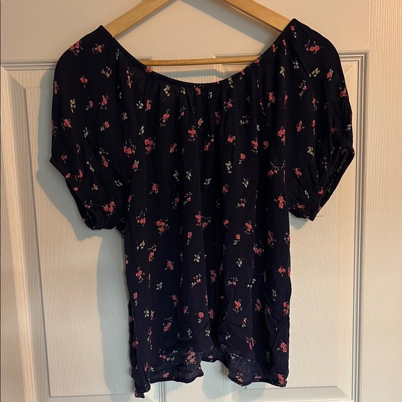 Blouse bundle 🌺 - Picture 6 of 6